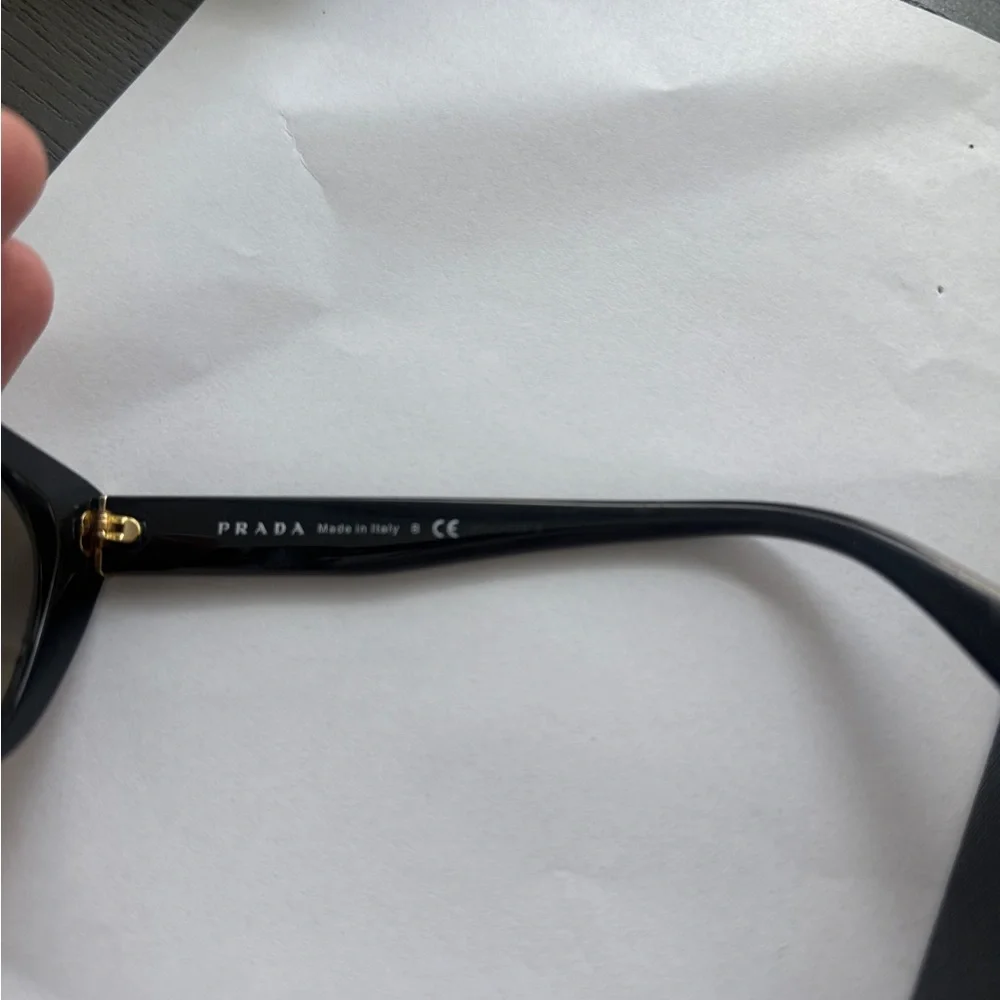 PRADA  SPR16R 1AB-0A7 Gloss Black/Brown Gradient Women's Sunglasses Italy